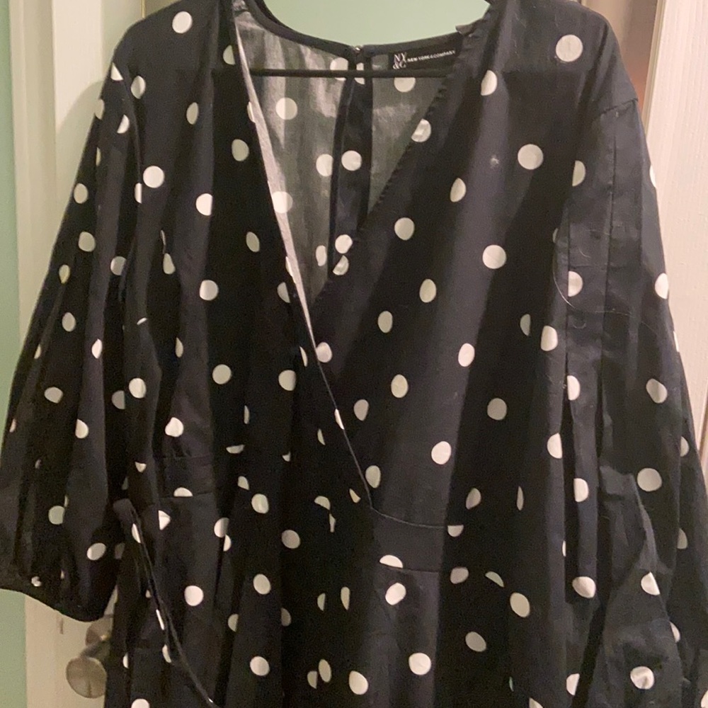 Women’s Black &White Dress